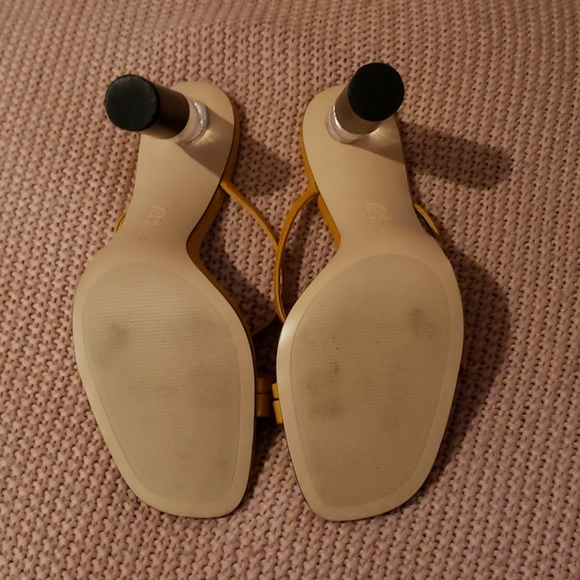 Heels - Picture 4 of 8